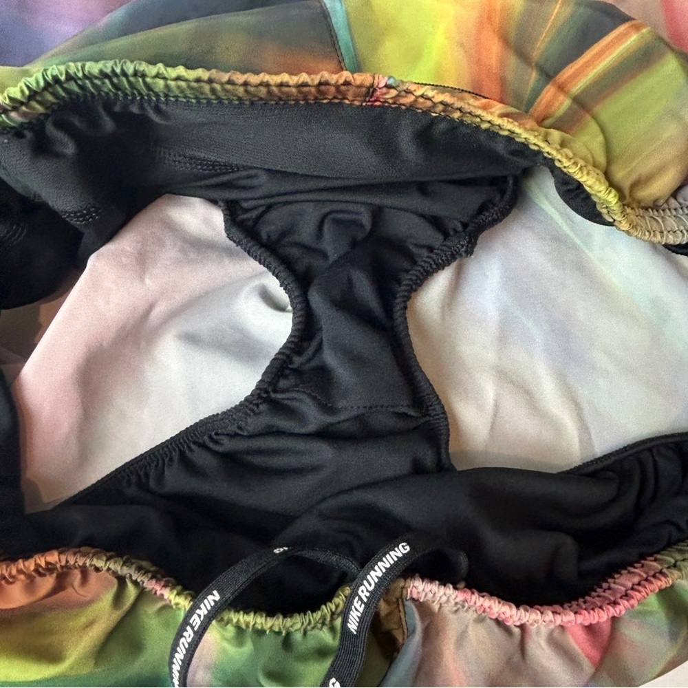 Nike Running Dri-FIT Colorful Ombre Shorts Size Medium Pull On - Picture 11 of 12